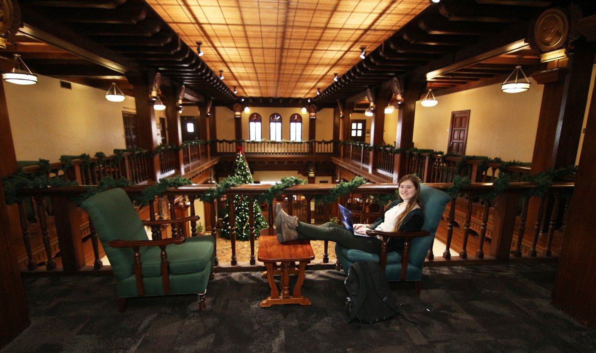 UTexasStudents's tweet image. New map helps @UTAustin students discover unique study spaces: bit.ly/StudyMap @UTorientation @UTUnions @UTHousing @UTexasDining