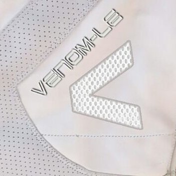 VyperCricket's tweet photo. Our new 2017 Venom LE WK gloves taking shape. Needless to say classy, and only the very best materials! #TeamVyper #2017Range #Classy https://t.co/3sZiAaWx6Q
