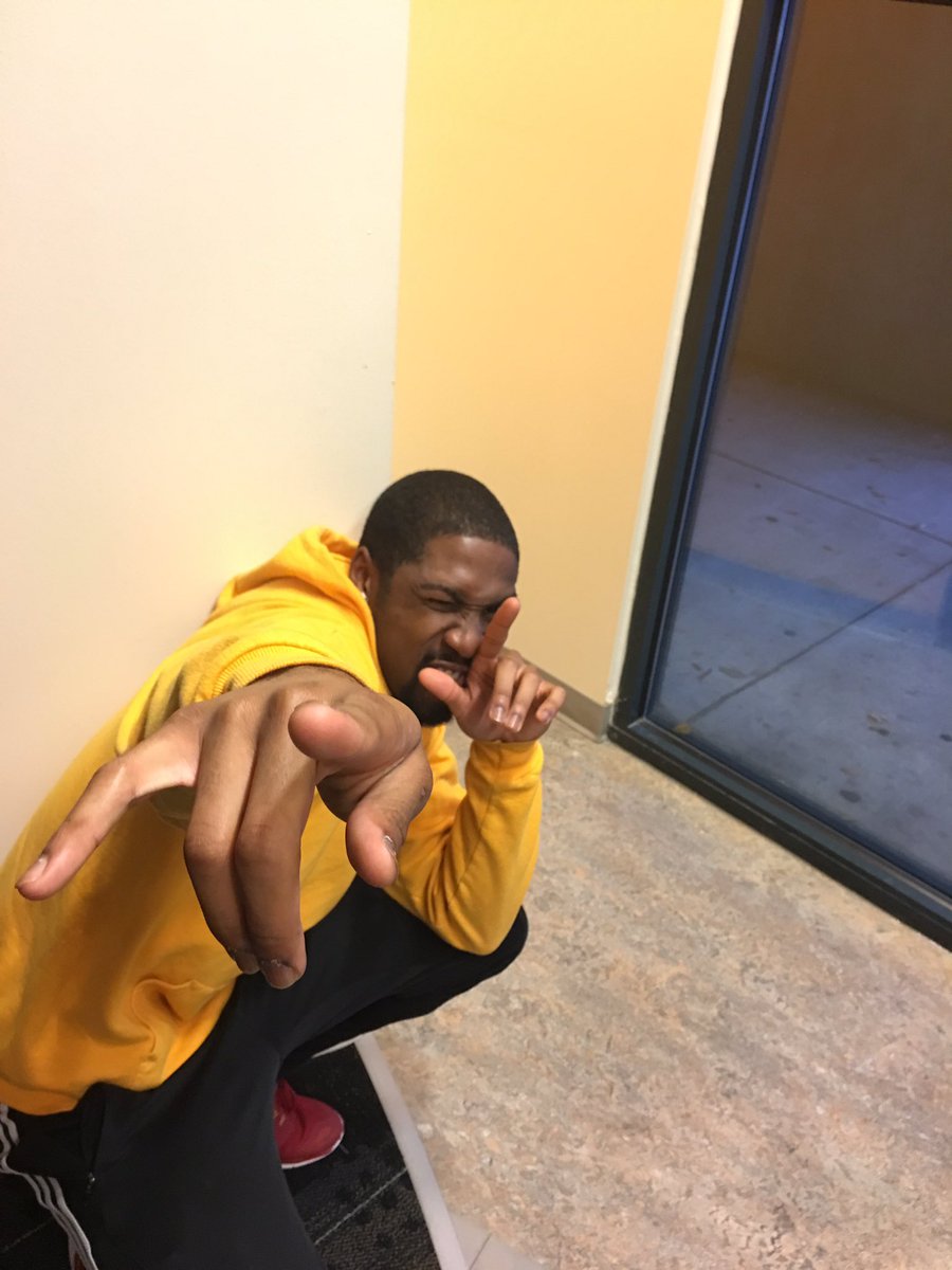 VCUSAA's tweet photo. As this semester is sadly coming to an end, Student Ambassadors are happily getting ready for eboard elections!! https://t.co/reei659BCE