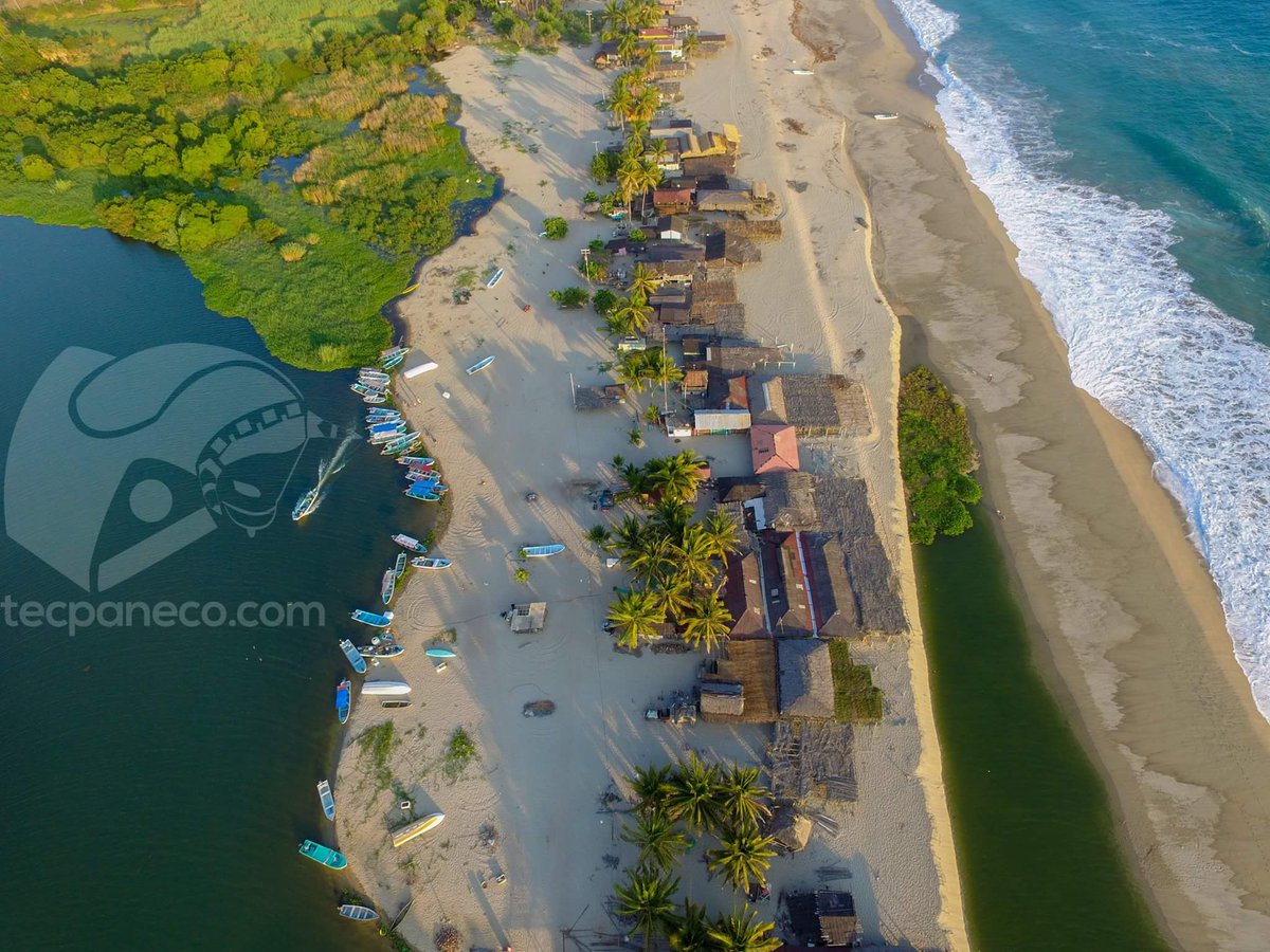 RortizS98's tweet photo. Dios mio que lugar😍
Playa Boca Chica"😍 #Tetitlan https://t.co/ABHNNoYzEE