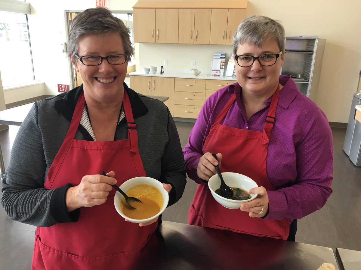 madison_mag's tweet photo. Perfect day for a soup cooking class! @the_gourmet_rd of the Learning Kithen taught us how to make 2 delish soups. 🍲https://t.co/vGQQwyQyDM https://t.co/U9mxrVSFP8