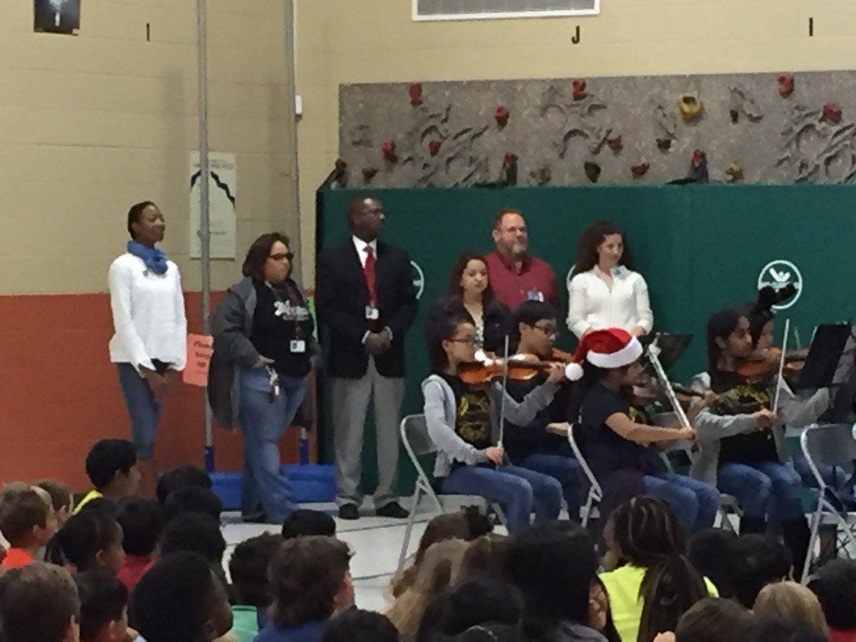 ottomsorch's tweet photo. Last stop for Winter Tour! Schell Elementary. #ottobobcats #pisdfinearts https://t.co/4mFAtbUQBC