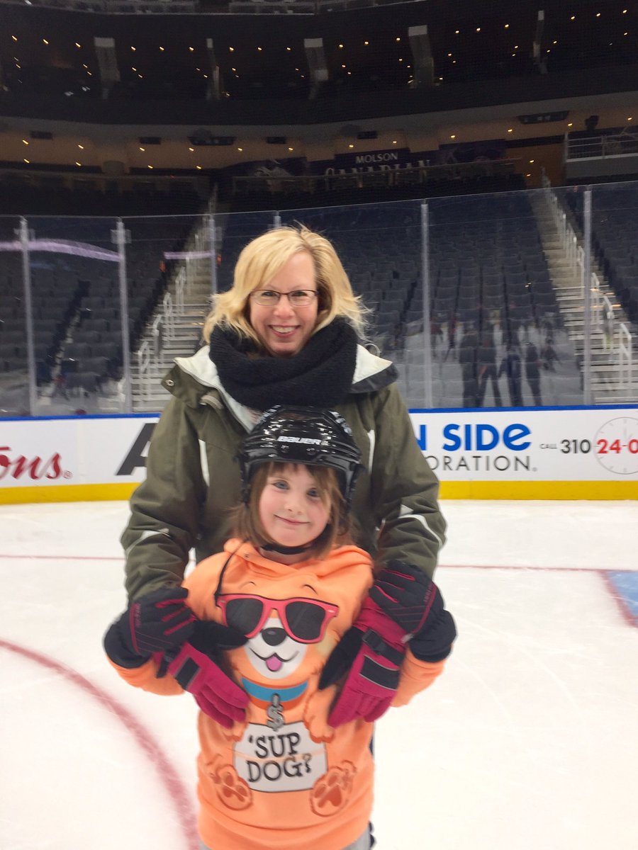 LavalleeLane's tweet photo. #StClementECSB. #iceschool #oilers https://t.co/5SkydDCMig