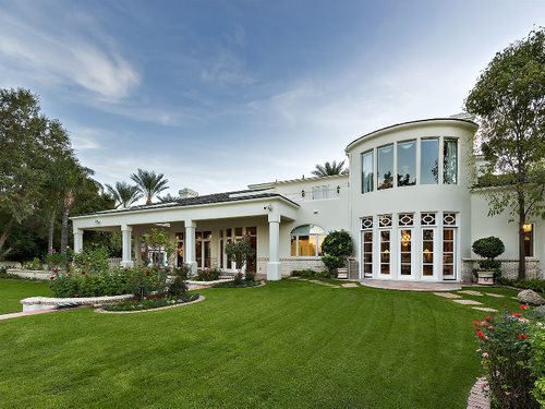 L_EasterlingRE's tweet photo. "Like" if you wouldn't mind calling this incredible property "home"! https://t.co/XRDTrp2bo2
