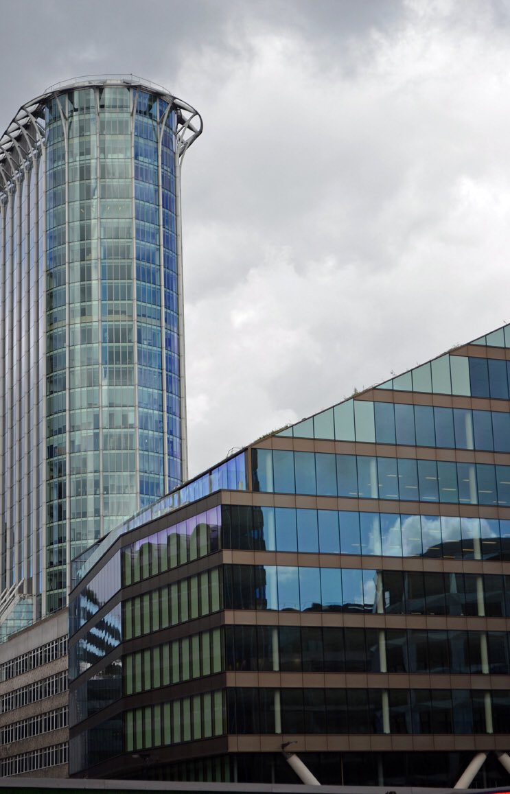 DebbieJayephoto's tweet photo. Edificios de la Ciudad 
Some of my favourite images from the #CityofLondon #Squaremile_com #creativebizhour https://t.co/IcTOHevwZK