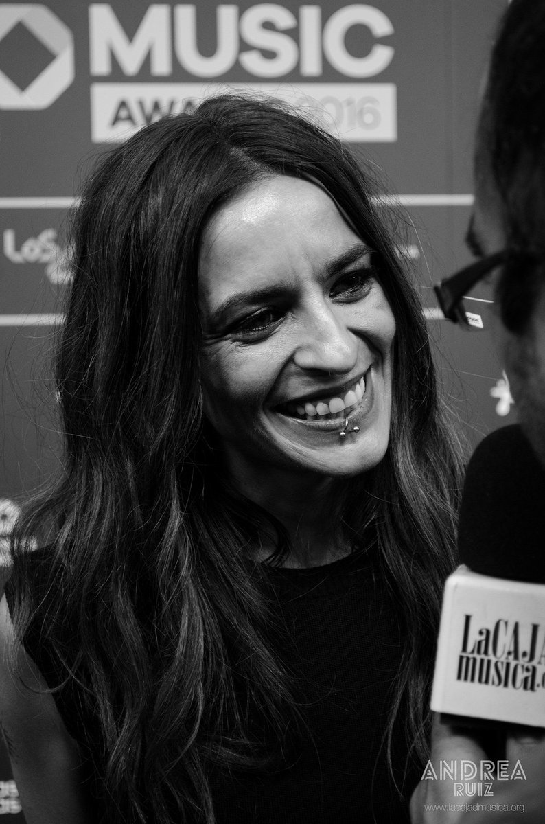 lapropuesta_web's tweet photo. #FOTOS #LOS40MusicAwards en https://t.co/zPCZq2s4BM  by @aandrea314 para @lapropuesta_web @CajaMusicaBCN https://t.co/o6GZP20SmZ