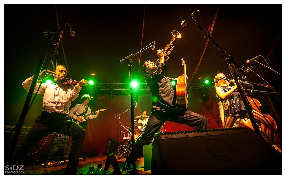 SidzPhotography's tweet photo. #ChristmasParty at @XmasSpiegeltent part 2...

#ChristmasSpiegeltent #BristolPhotographer #CarnyVillans https://t.co/JJ3JMfZHKL