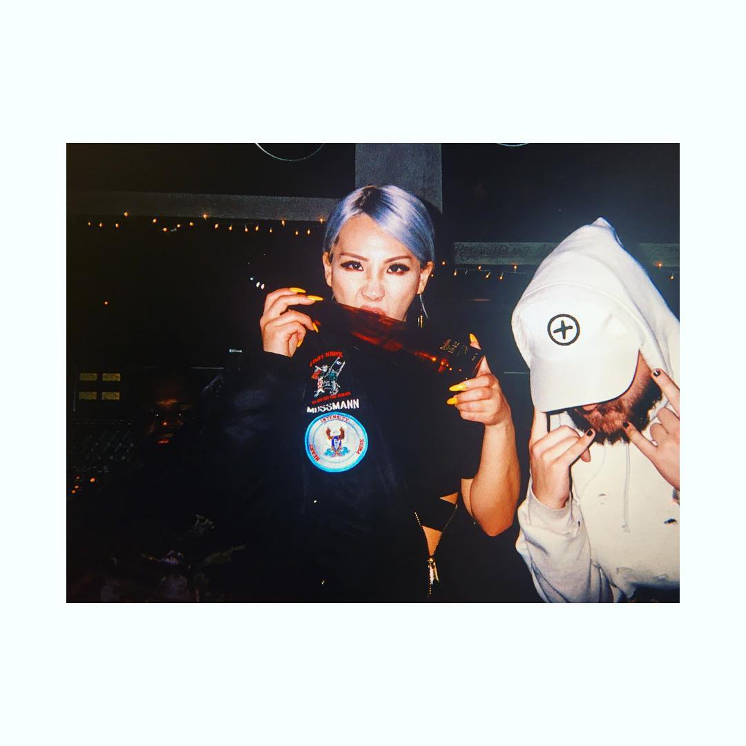 WeLoveChaerin's tweet photo. [IG] kevin_amato's update: 🙈🍾🤘🏽💜👑 https://t.co/zTAaTefg3W https://t.co/LNsqWYLdxQ