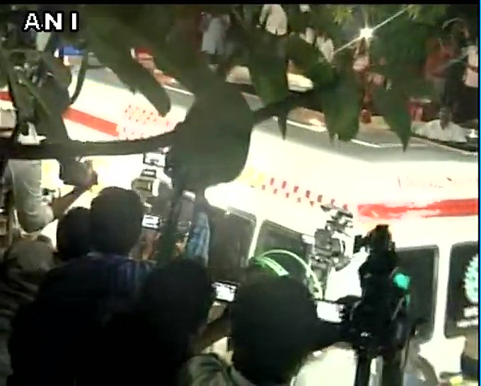 View image on Twitter