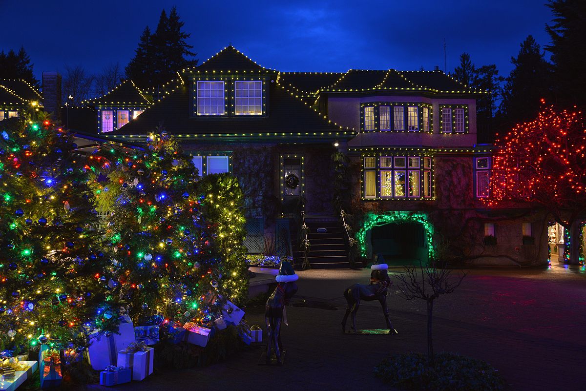 butchartgardens's tweet photo. Bringing children to #ButchartChristmas? Use this guide to plan your visit. https://t.co/giit8jPMsi | #ExploreVictoria #YYJ #Christmas https://t.co/6e53UZQmGH