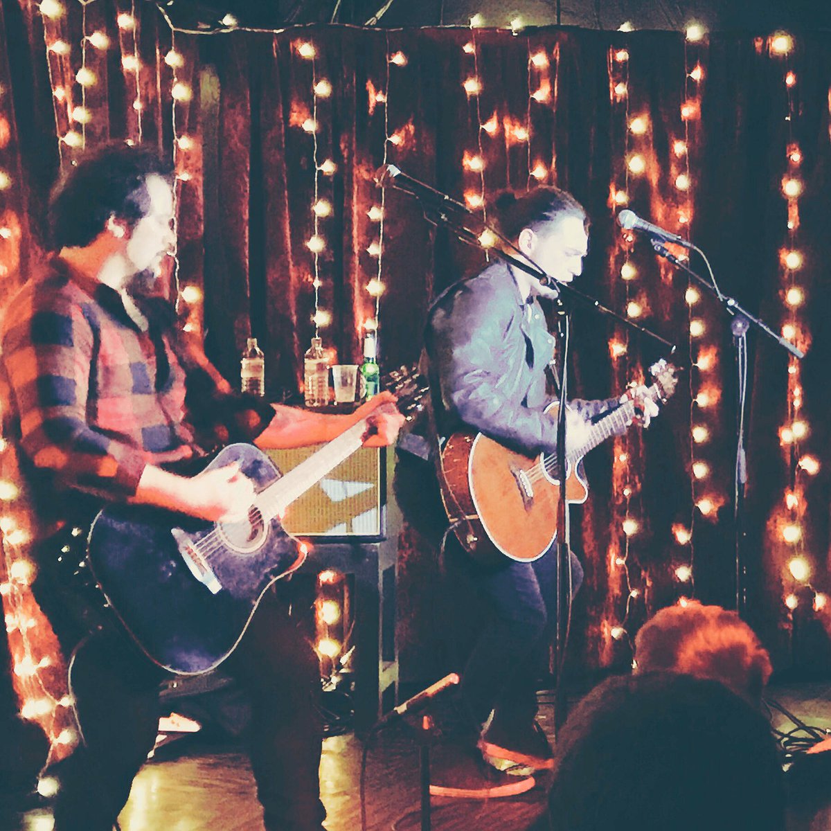 SMigallos's tweet photo. @CURRANLIVE last night in London #livemusic #openingact https://t.co/bTxV3aLIKl