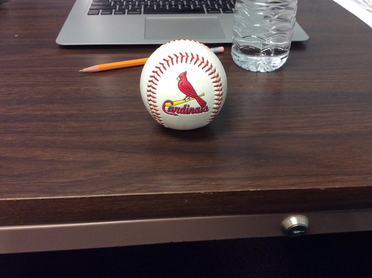 BJF512PE's tweet photo. Received an early gift from a student in Mrs. Walter's class! #dayiscomplete https://t.co/S8alLN3em3