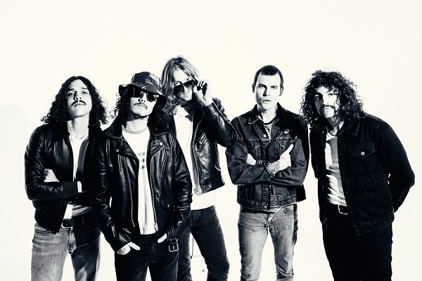 Update: "The <a href="/Sti_fi/">Sticky Fingers</a> hiatus has nothing to do with @ThelmaPlum_ ... and everything to with Dylan's actions"
ab.co/2gamcqD