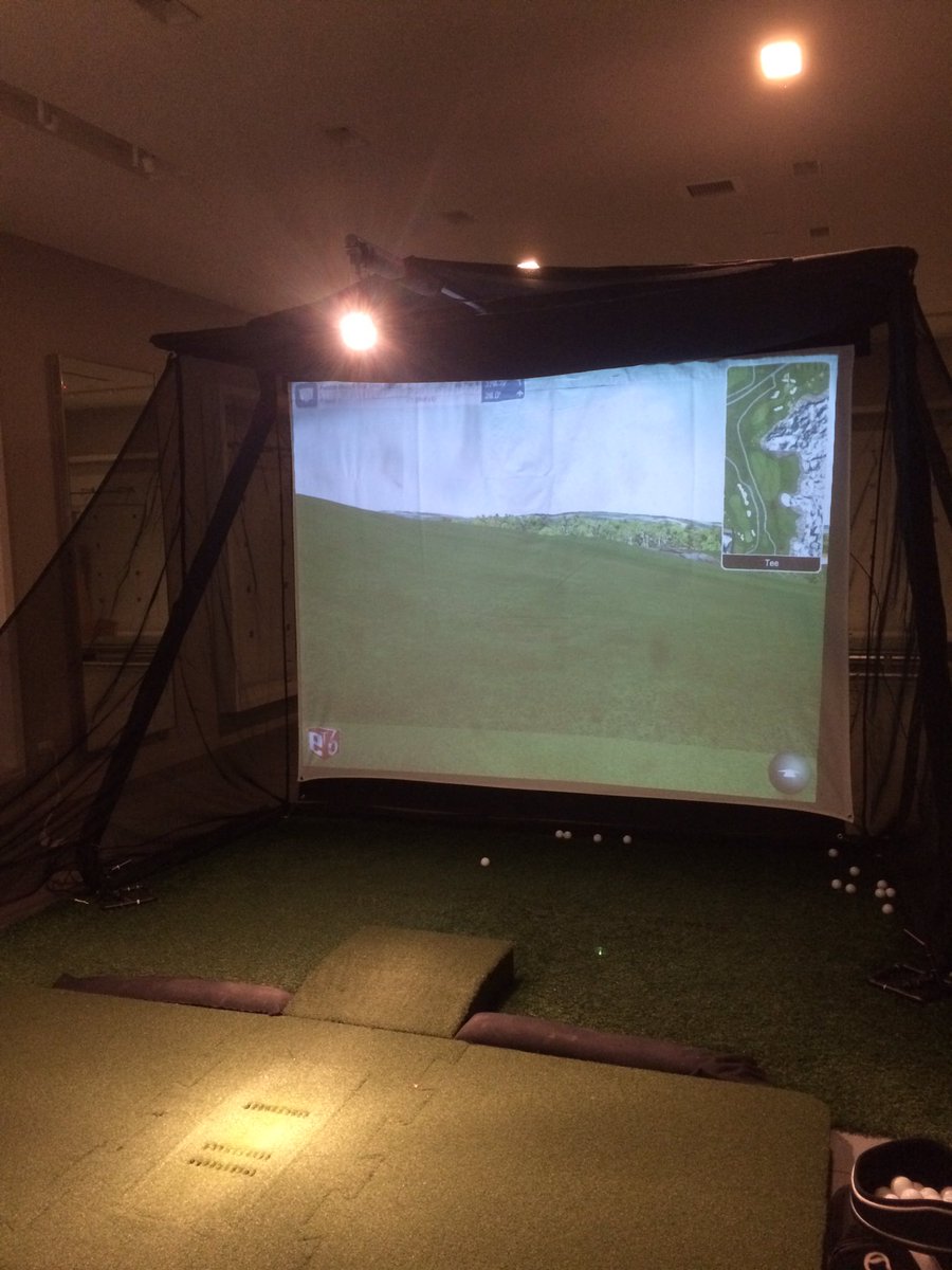 WVGA's tweet photo. Our golf simulator is now open! Come by throughout December. 2nd floor of @CharlestonTC. $15 for 30 min. Call our office for add. details! https://t.co/jQ33YxhLef