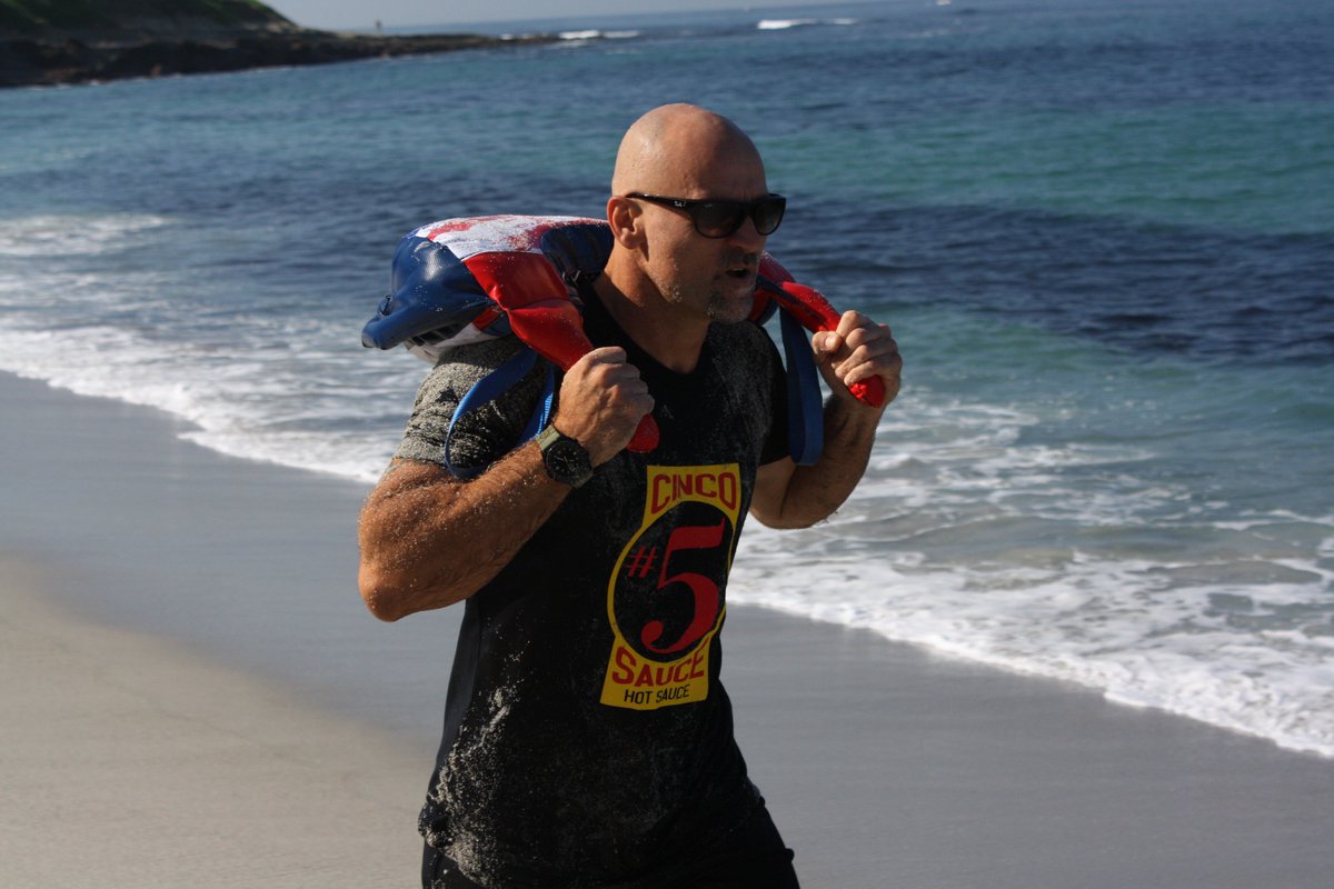 #MotivationMonday with Maurizio Tangari ~ Another week to progress &amp; develop a better You 💪💪💪 #CINCOSAUCE5