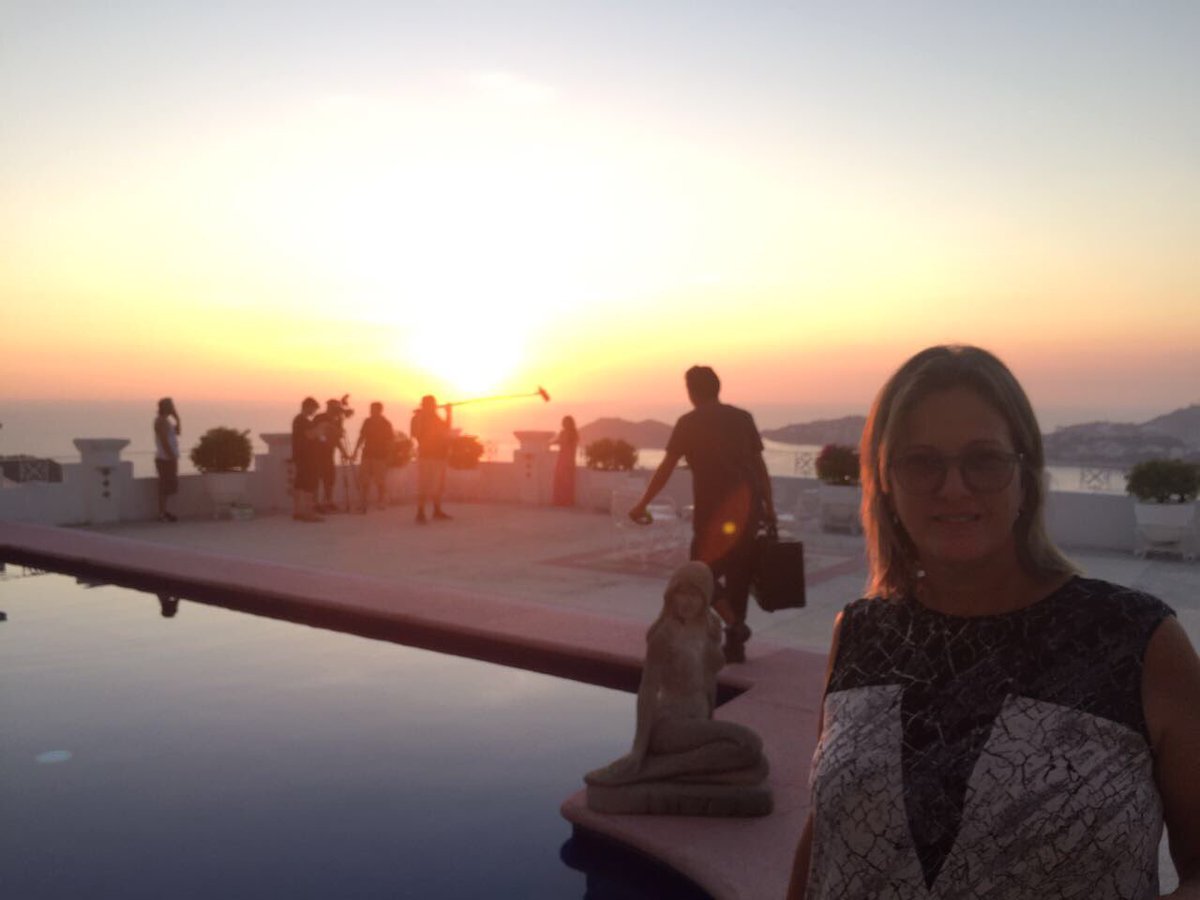 Recordando mi tiempo en Acapulco grabando el especial de #JuanGabriel.

#MBS #MBSEntertainment #HastaQueTeConocí #Serie #TV