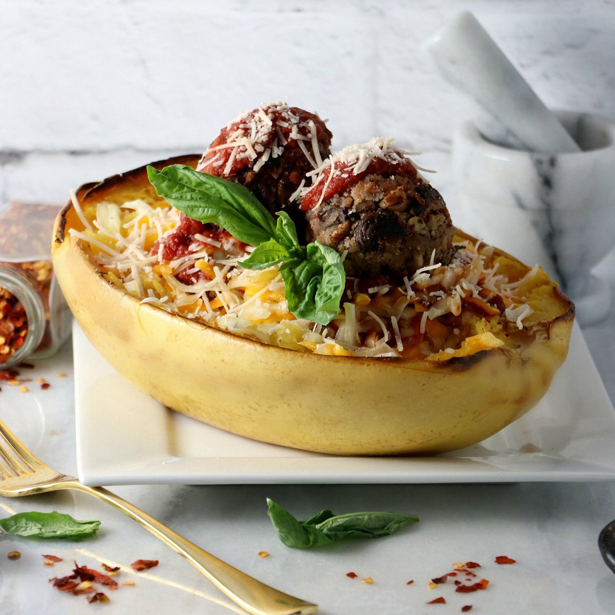 FollowYourHeart's tweet photo. #Meatless meatballs for #MeatlessMonday! #Vegan Meatballs with Spaghetti Squash recipe by @eat.drink.shrink1: https://t.co/ef3SquuTZR https://t.co/b0LWUmwk57