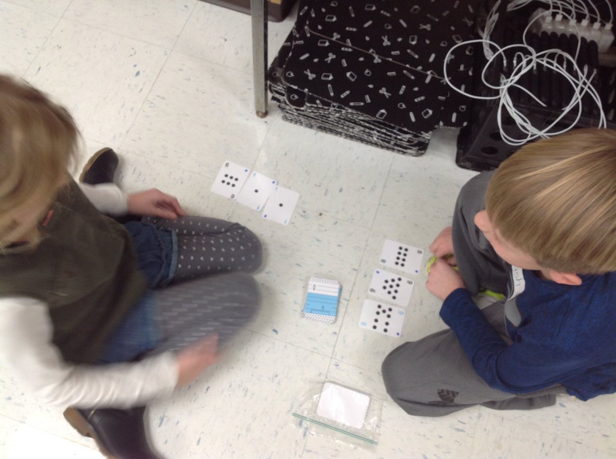 MBMrsJohnson's tweet photo. Practicing place value with a new math game this afternoon https://t.co/4efYpYq1wc