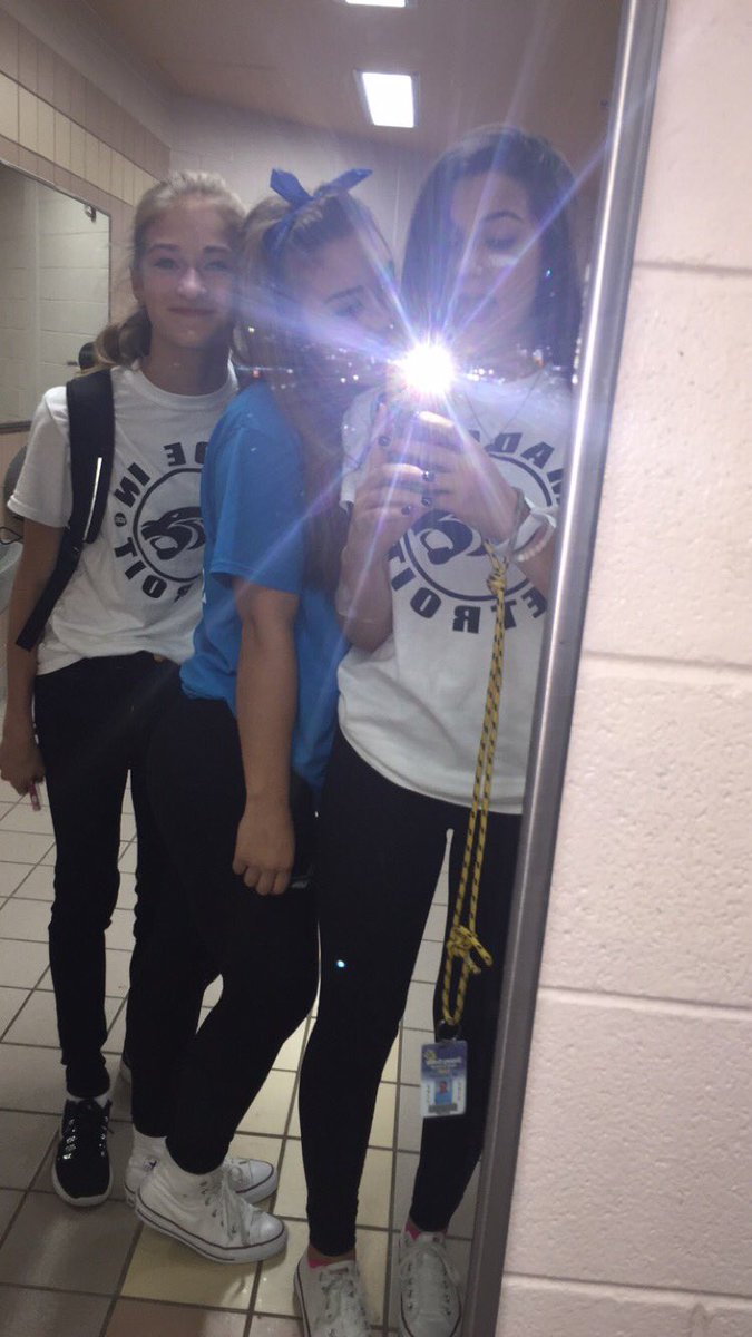 Happy birthday to my girl! <a href="/jacquelinebud/">Jacqueline</a> thanks for all the laughs and fun times at school! Love you too much❤️ have the best 16th🎉
