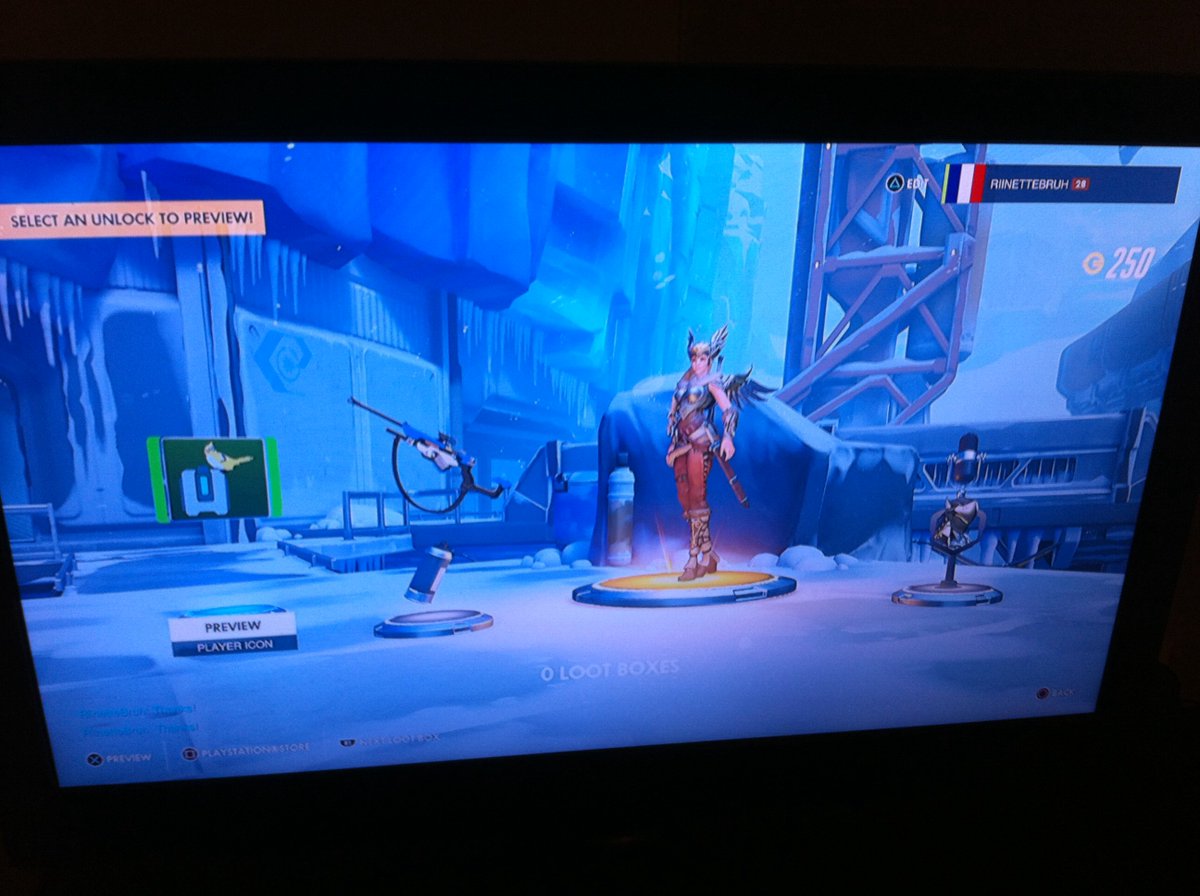 Haji38110's tweet photo. Quand je loot des coffres sur un autre compte et que je l'ouvre.. Sur le mien jy ai pas le droit T.T @Riinette13 https://t.co/hYtMkPl26X
