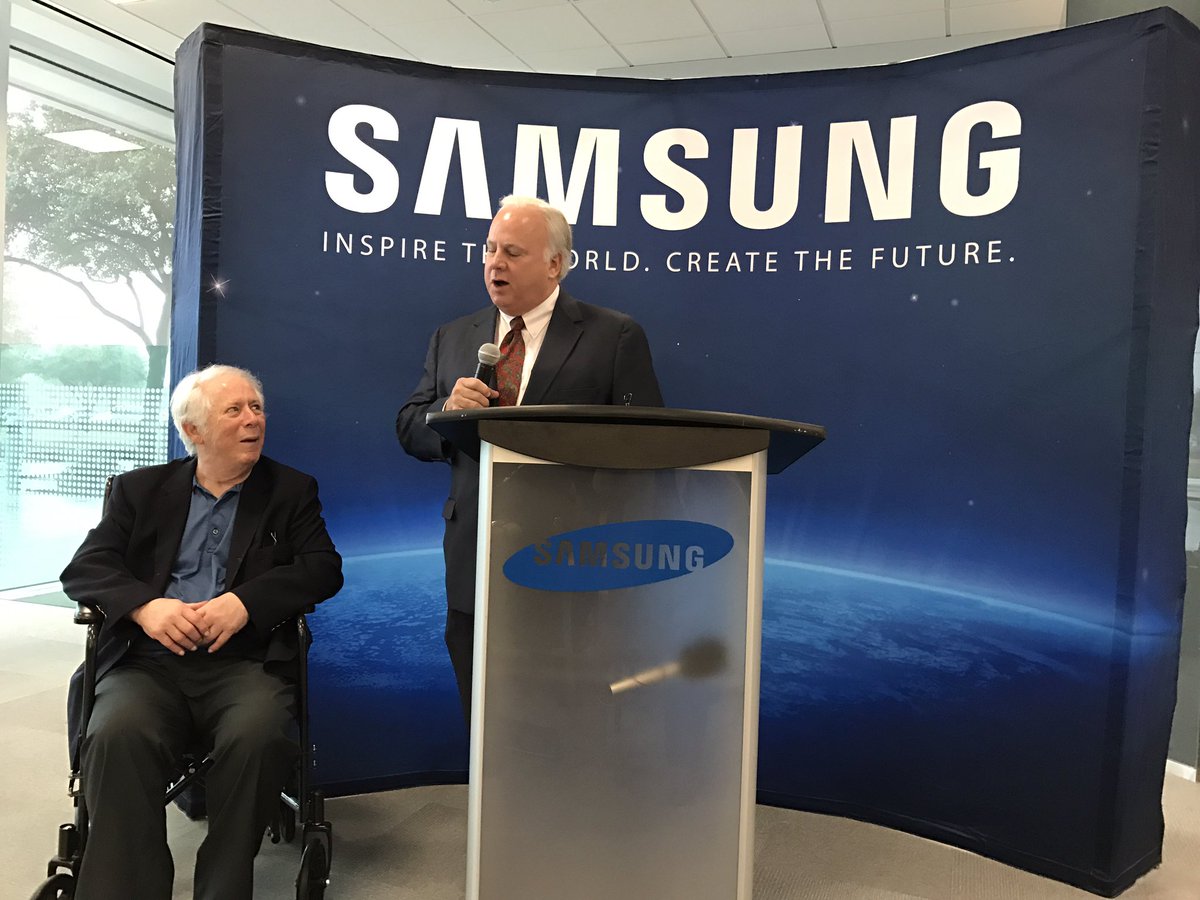 JosephKopser's tweet photo. Honored to be invited to @SamsungUS in Austin see @auspow announced as Texan of the Year. h/t @MayorAdler https://t.co/FXT5MarESI