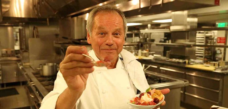 rmagazinedotcom's tweet photo. #Q&A with @WolfgangPuck from his Reddit #AskMeAnything (AMA)
#RestaurantMagazine
https://t.co/V00NaZO2WR https://t.co/qUHT39bZH2