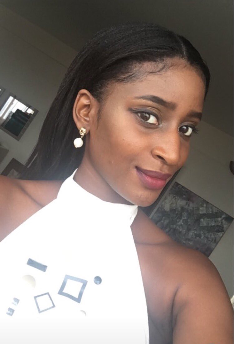 papedemba_d's tweet photo. Félicitations! Elle s'appelle Ndaté THIAM et elle est la gagnante de #SunuMiss2016 👏🏾😍👑🇸🇳 @ndate_thm 👸🏽 https://t.co/hRsrtAAuf4