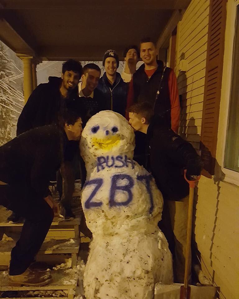 Some Zeebs having some fun after Michigan's first big snowfall☃️