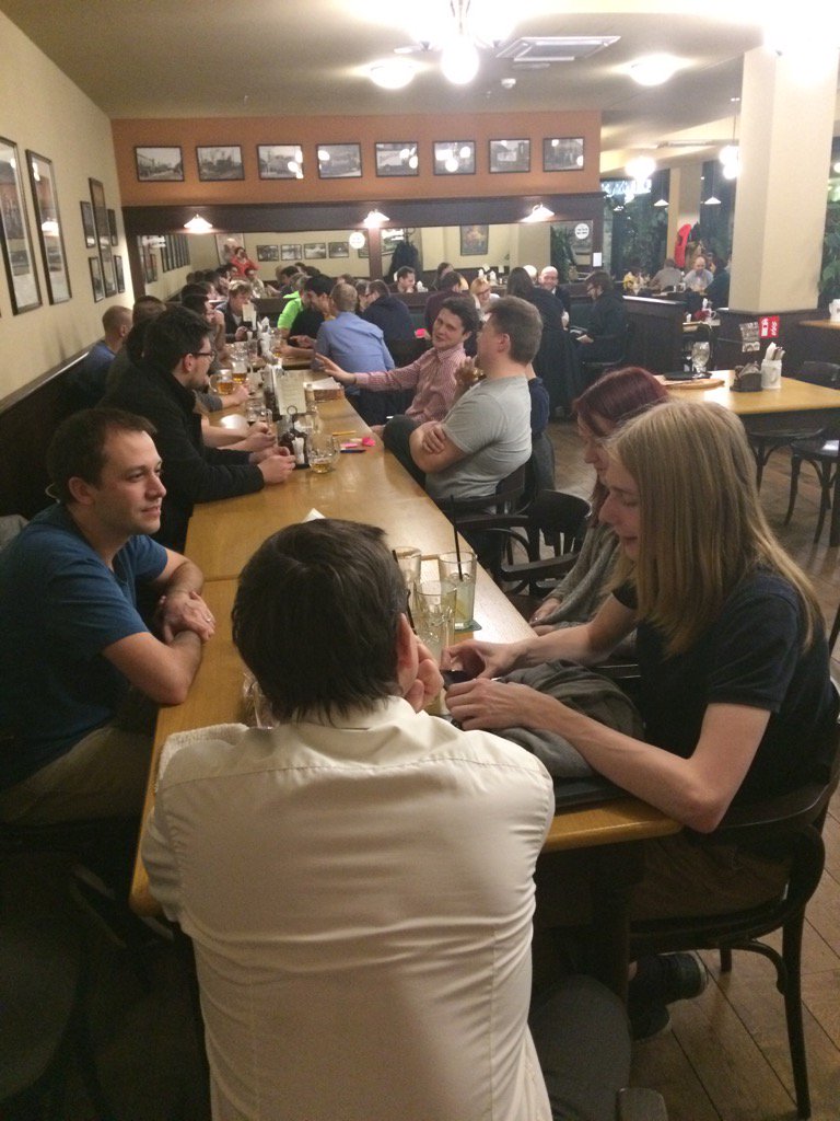 codecampcz's tweet image. Po skvele odvedene praci tekuty chleba #codecampcz #pivo @kolkovna