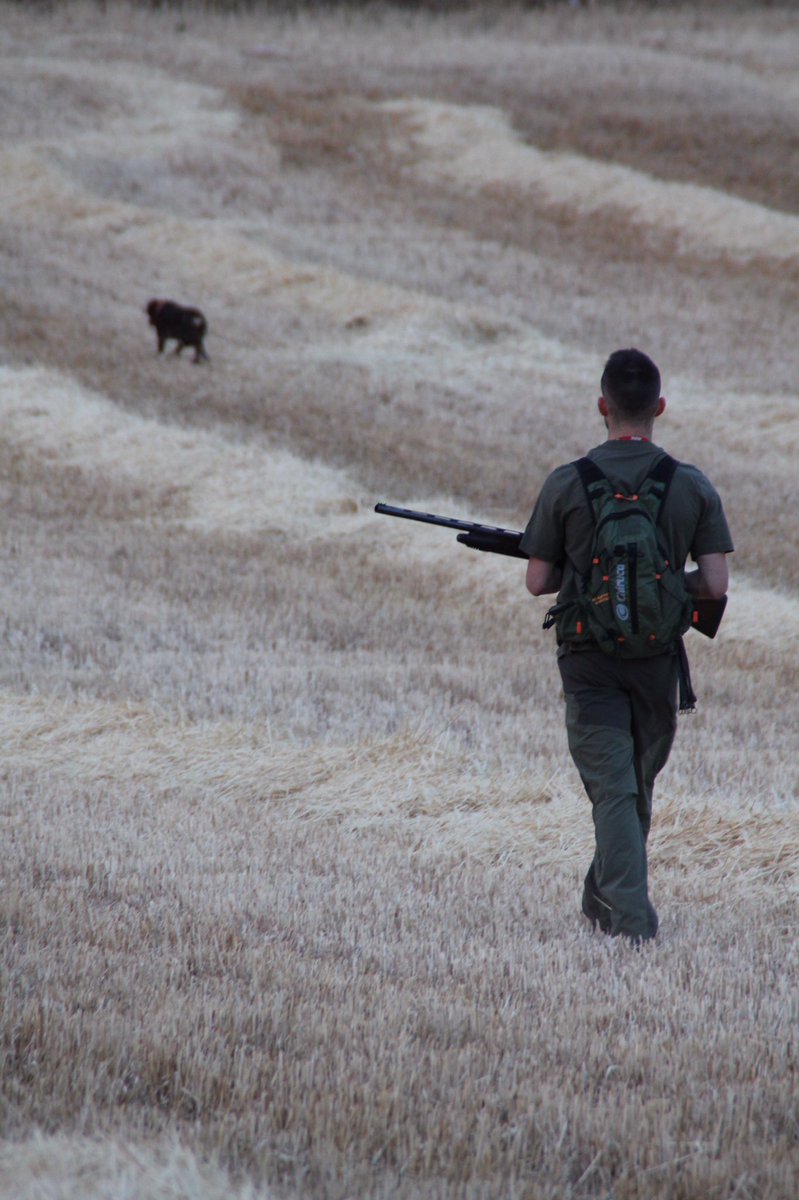 Hola <a href="/el_pais/">EL PAÍS</a> #soyjovensoycazador