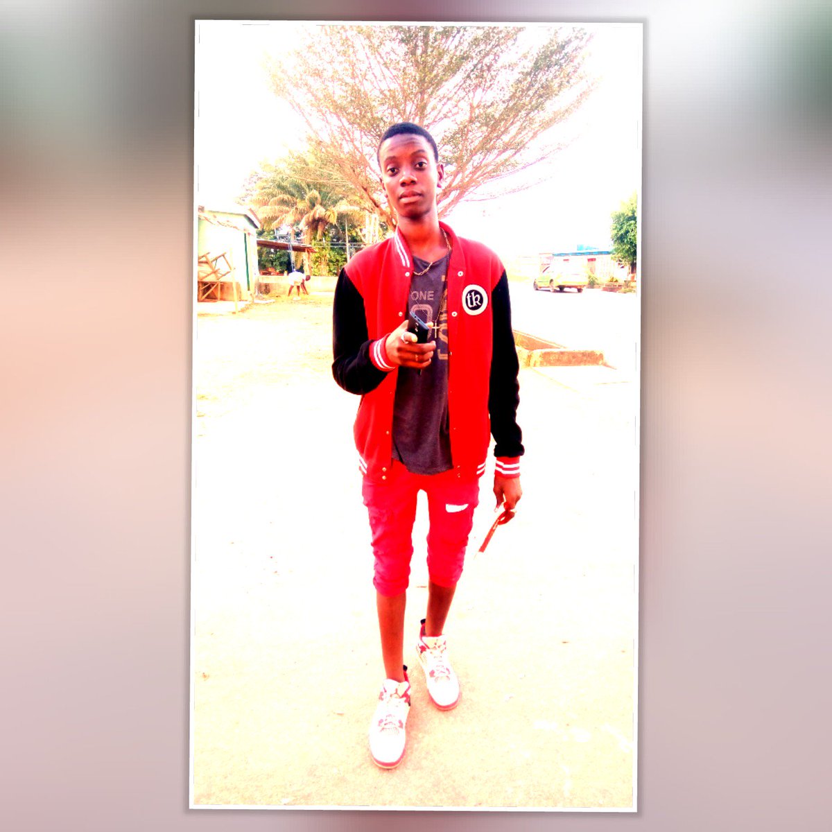 VideoDesire's tweet photo. Desire levi 

#tres_cool https://t.co/MQduGRLIET
