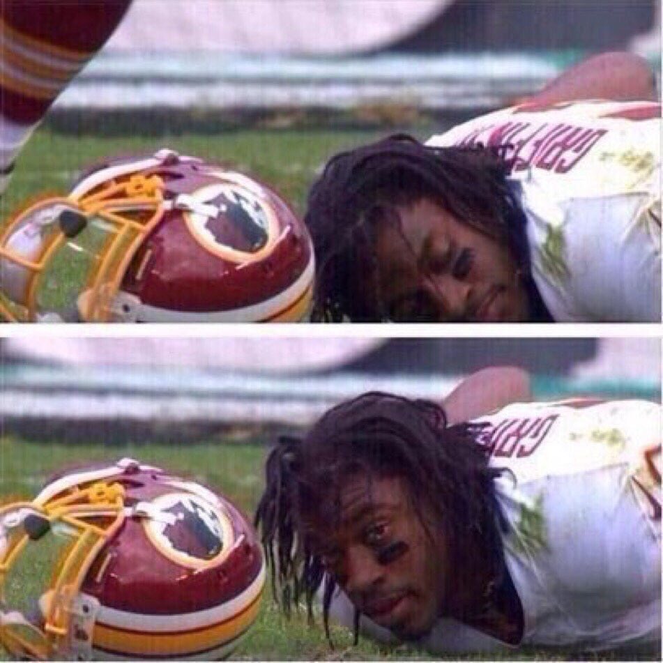 AthIete_BibIe's tweet photo. When you're sleeping in class and hear people starting to pack up 📚 https://t.co/tkbFV5Zc0m