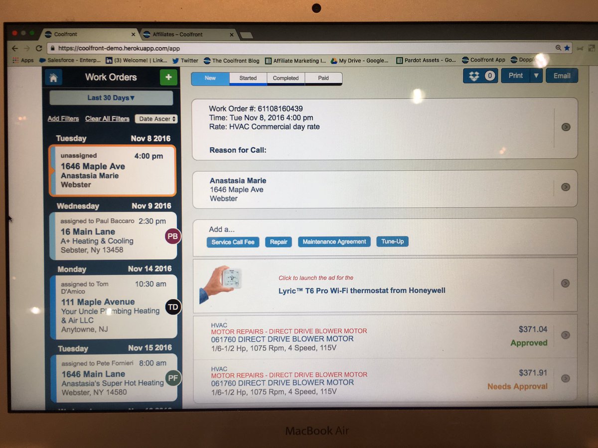 AnastasiaInPHX's tweet photo. Distributors at #Elevate16 MUST SEE @coolfront The zero-cost flat rate pricing app for dealers @HARDInews https://t.co/IHIne3PWTu