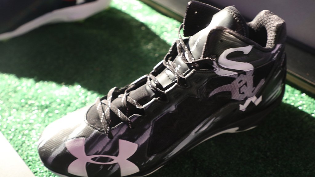 MLB's tweet photo. #IWILL rock these fresh @UnderArmour cleats. https://t.co/fMsVqDS0oC