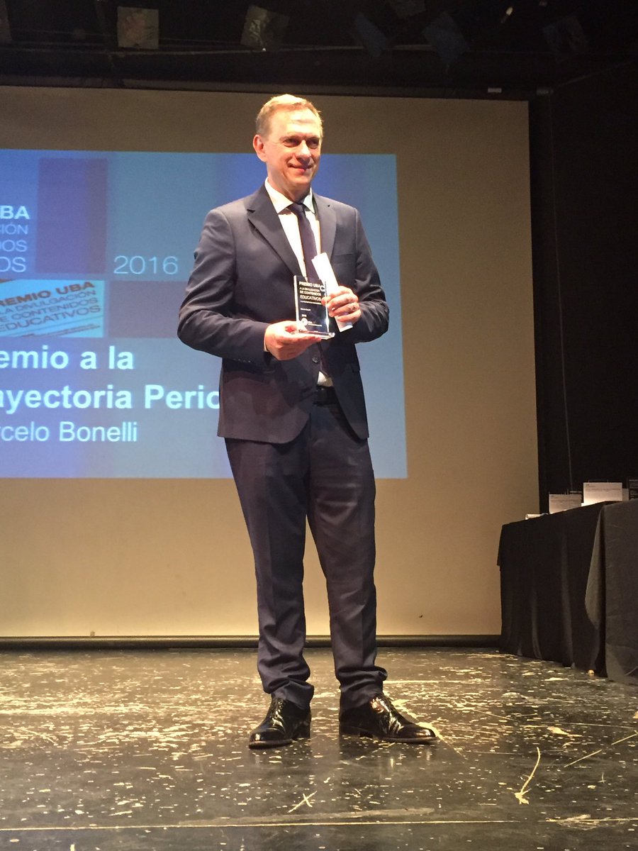 barbibonelli's tweet photo. "El mejor premio es un reconocimiento de mi Universidad, la Universidad de Buenos Aires" #PremiosUBA @BonelliOK #OrgulloDeHija https://t.co/lLpGviRDH2