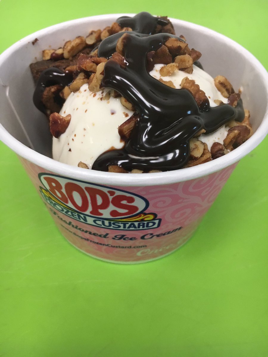 RETWEET for a chance to WIN a FREE Pecan Fudge Brownie!!!