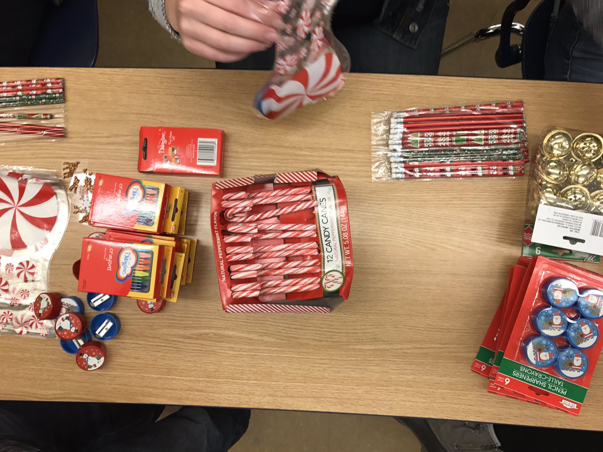 WVUSOCKIT's tweet photo. Making holiday treat bags for the children at @WVUKids! 🎄🎁 https://t.co/4m7ThwTxSb