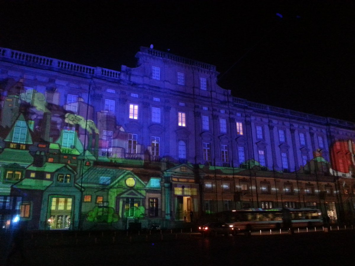 ApprentiLumiere's tweet photo. Le musée des Beaux Arts se transforme. Plus que 3 jours ! #FDL2016 #AL2016 https://t.co/zh1eklMHmG