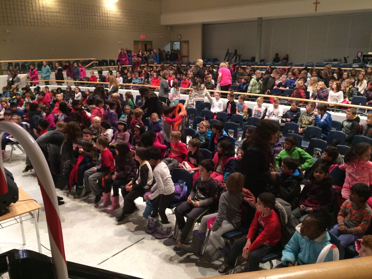 SpartansAtMTS's tweet photo. Full house at Elf today. TY @StAnnesLDCSB @JP2Council @StMarkLondon &amp; Fairmont PS! #SpartanPride #ELF2016 #MTSGreatYear https://t.co/Fe6ygi6QyL