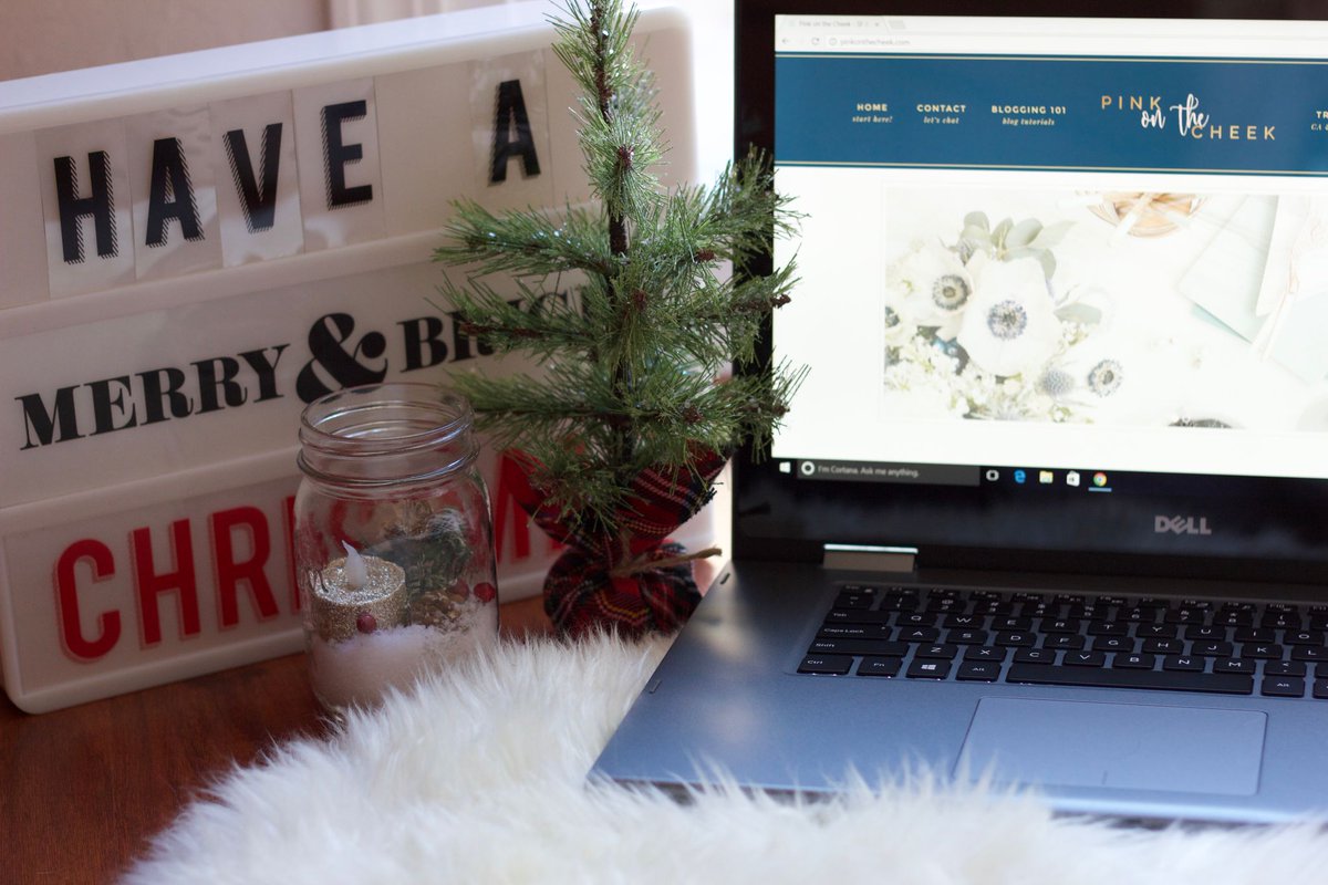 pinkonthecheek's tweet photo. Head over to the blog ---> https://t.co/fKUrwfgA3m to find out who I gave this incredible PC to! #giftamazing https://t.co/9cBtHpYkEp