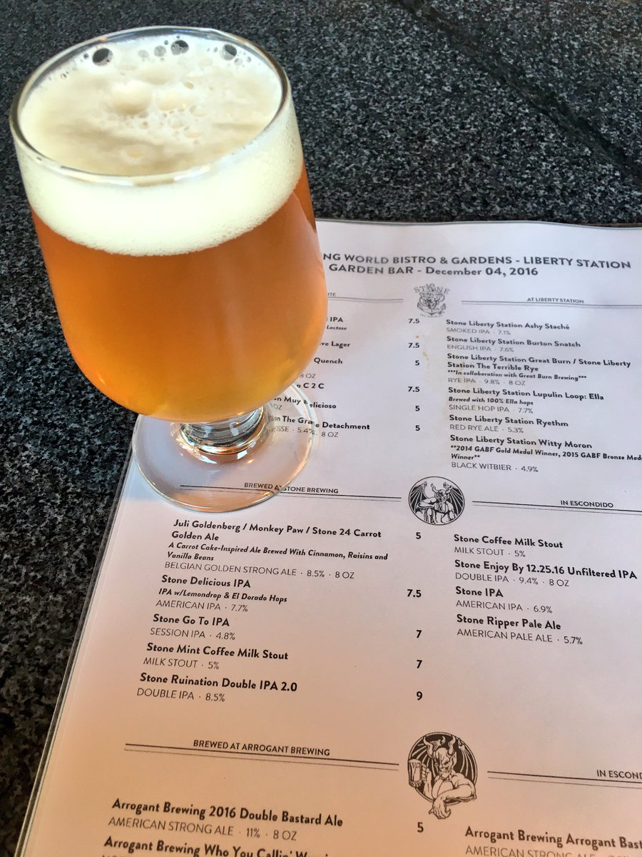 melissastevens's tweet photo. @JKoeneman @JBINDY1980 Stone's got it goin on!#24carrotgoldenale https://t.co/1p0D9TNNC7