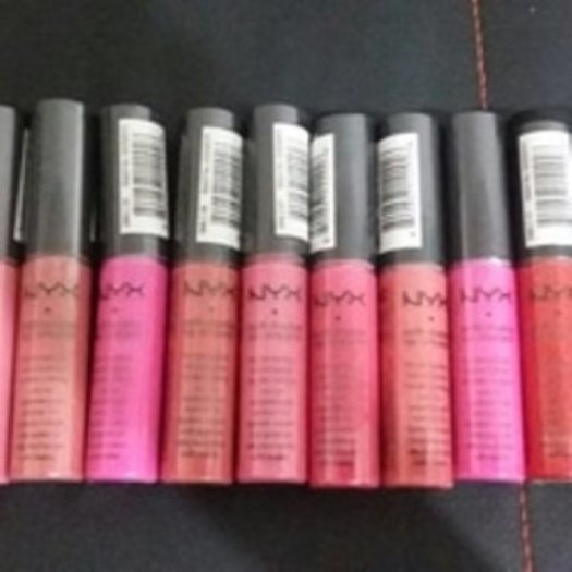 Wonderfulolshop's tweet photo. Pemerah Bibir/Lipgloss NYX LIP CREAM Soft Matte (Lipstick Cream) https://t.co/xcsd1J4Fw0 https://t.co/i5wzCSa44b