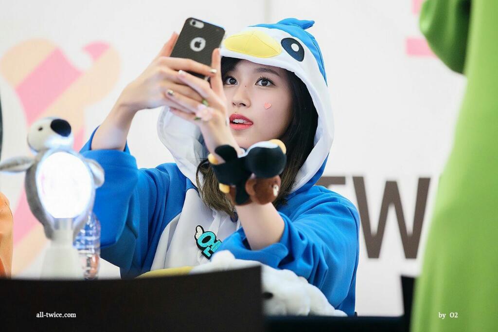 myomimina's tweet photo. @bplalis dari gue aja, lu pilih deh antara dua itu wkwk https://t.co/gIEC7ZtZAF