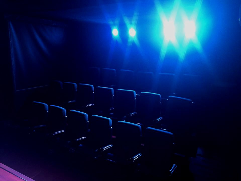 elteatrocdmx's tweet photo. Café K-OZ, un espacio íntimo que abre sus puertas al teatro en #Polanco @cafekozforo @Kerimsillo https://t.co/JVv11fck10 https://t.co/2hyVsFrsy9