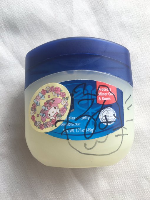 #ヴァセリンデコ  目についたから見たらクオリティ高いワセリンと同じような意見の人達ばっかりだったw  るなのは、マイメロとコラボして&hellip;る&hellip;よw 同じシールいっぱい持ってるから消費のためだなんて言えないにゃ🐱<a href="/tag/%E3%83%B4%E3%82%A1%E3%82%BB%E3%83%AA%E3%83%B3%E3%83%87%E3%82%B3"class="tags">#ヴァセリンデコ</a>