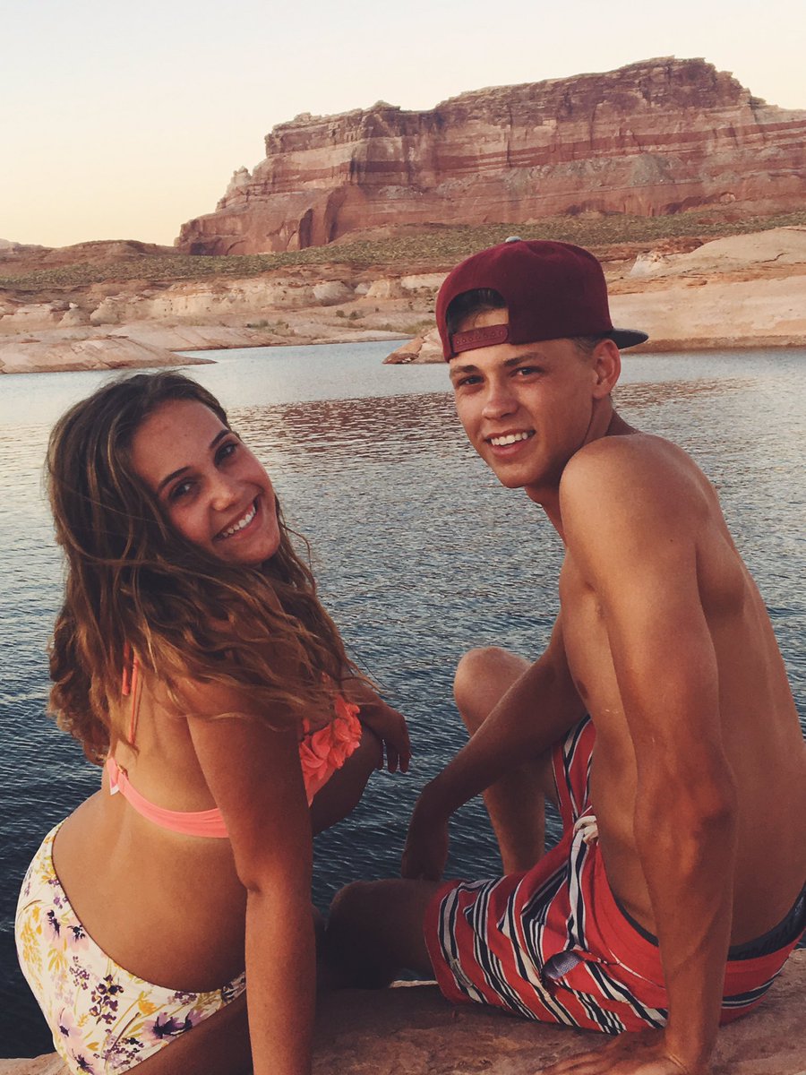 danzi_jones's tweet photo. happiest of birthdays to my love💓 https://t.co/g60F4U2lBe