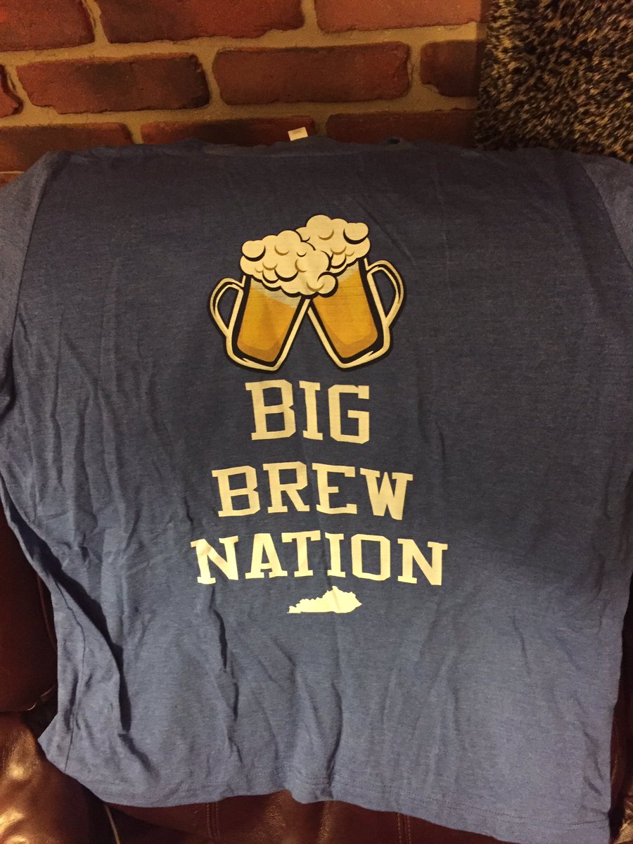 Wildcat_Mike's tweet photo. Thanks for @ThrowboyTees for another awesome shirt!!!
#BBN #THROWBOYTEES πΊπΊπΊ https://t.co/kk2HTjEQuQ