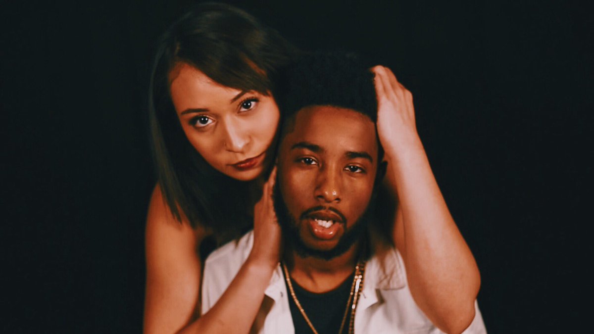 ChrisBivins's tweet photo. "Designated lover" ft @RealRoniin Prod by @beatsbymantra 4 the @BeatStars &amp; @rhymestars contest judged by @JoeBudden
https://t.co/qVGugQWV18 https://t.co/Zjdnnc0qUR