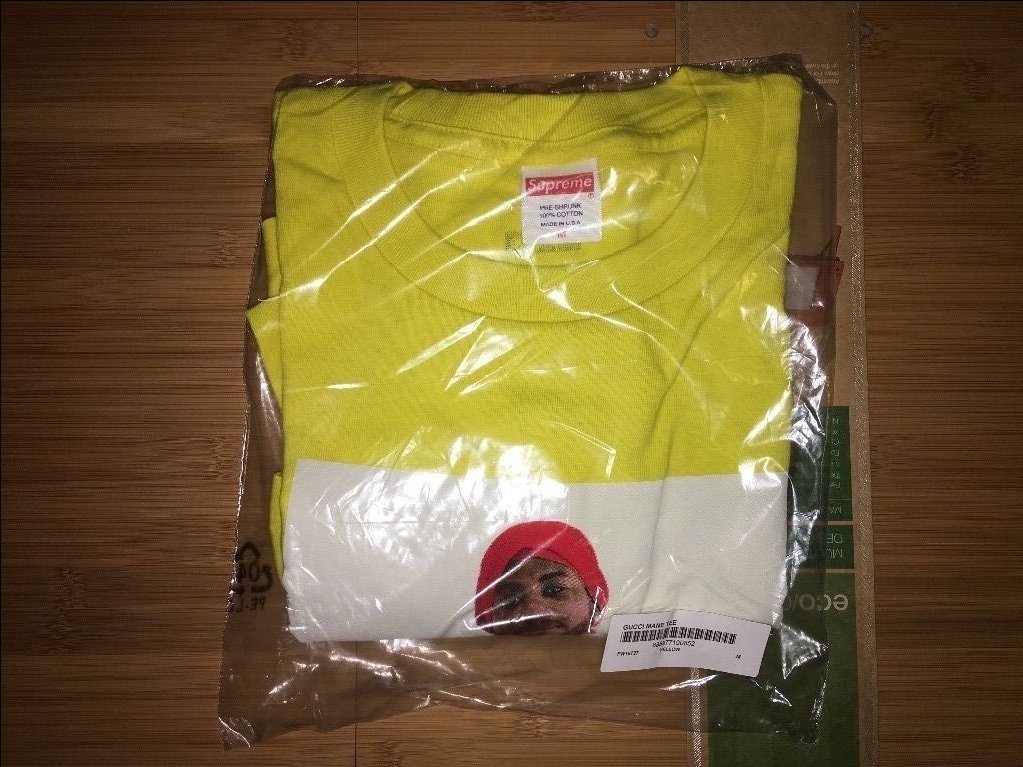 irc_type's tweet image. * POP UP SALE! *

PUT AN OFFER IN MY DM! DROPPING FOR LESS THAN 150.

YELLOW GUCCI MANE TEE
SIZE M
@SupremeCommerce @SupremeAccess