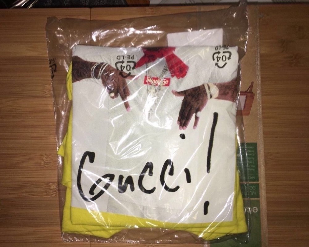 irc_type's tweet image. * POP UP SALE! *

PUT AN OFFER IN MY DM! DROPPING FOR LESS THAN 150.

YELLOW GUCCI MANE TEE
SIZE M
@SupremeCommerce @SupremeAccess